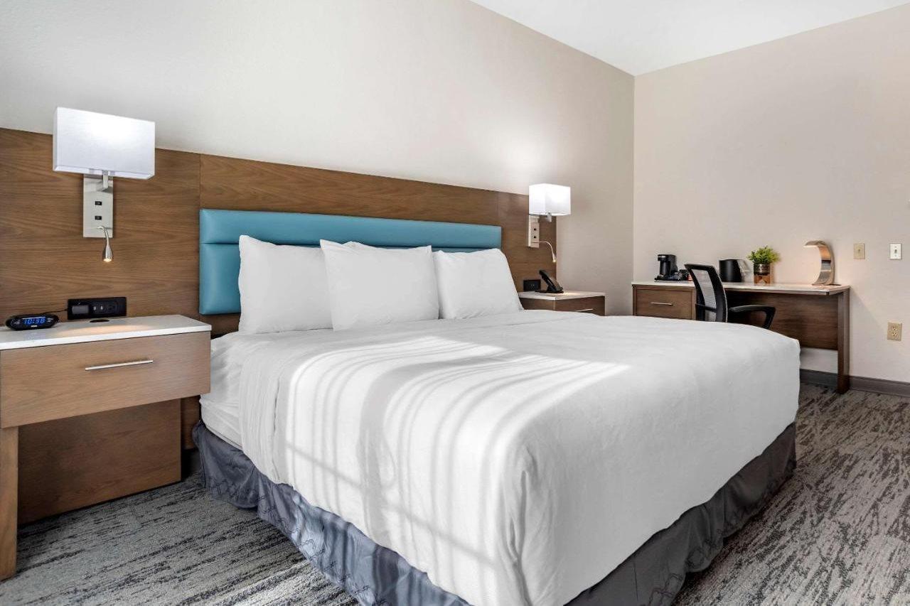 Tryp By Wyndham Tallahassee North I-10 Capital Circle Exterior photo