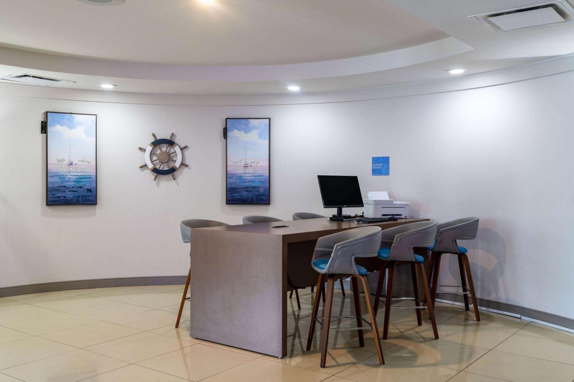 Tryp By Wyndham Tallahassee North I-10 Capital Circle Exterior photo