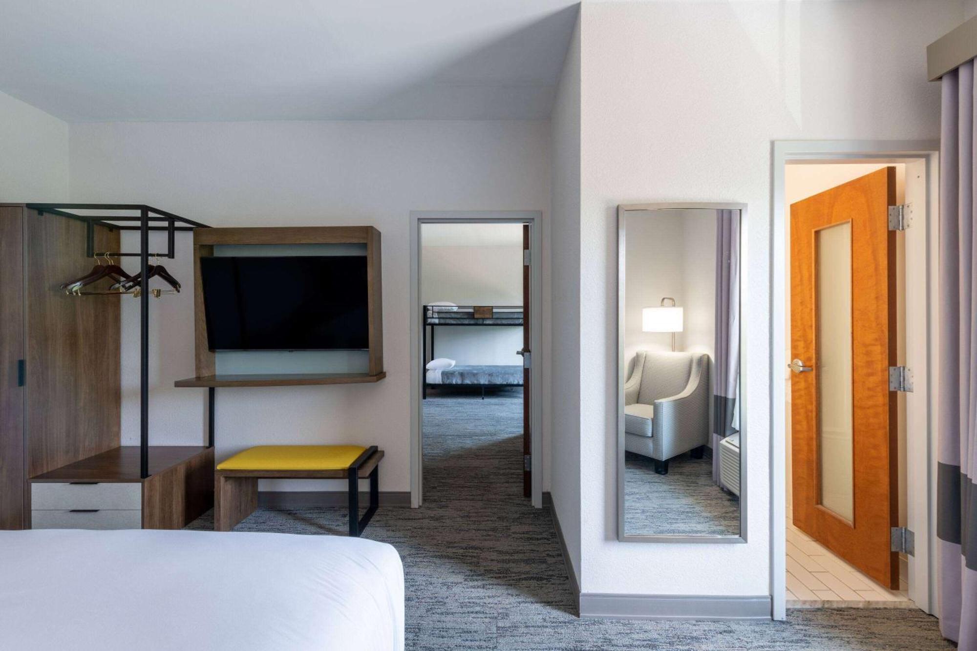 Tryp By Wyndham Tallahassee North I-10 Capital Circle Exterior photo
