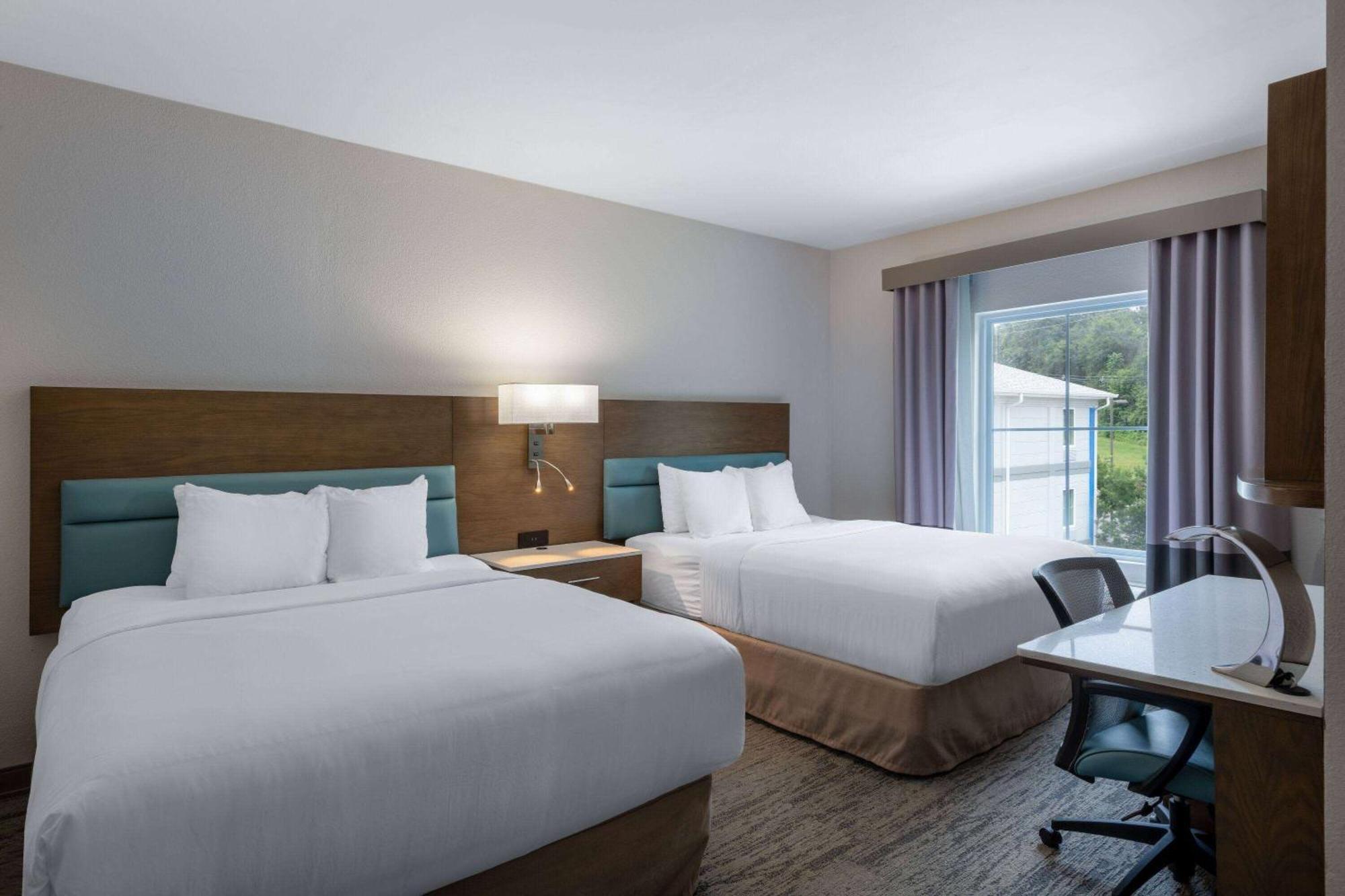 Tryp By Wyndham Tallahassee North I-10 Capital Circle Exterior photo