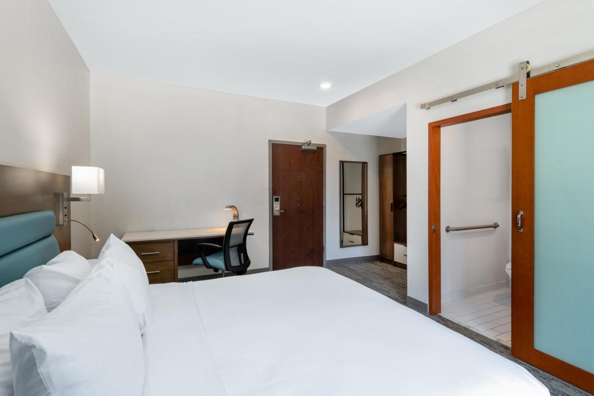 Tryp By Wyndham Tallahassee North I-10 Capital Circle Exterior photo